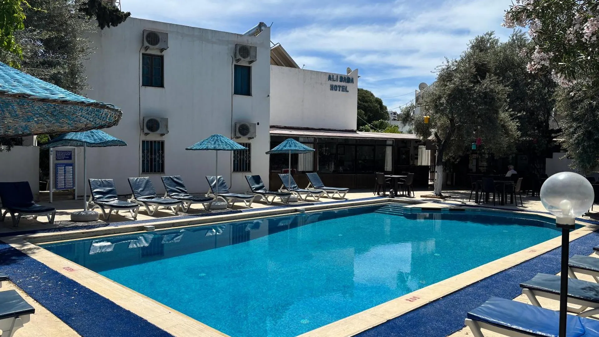 Ali Baba Hotel Guembet